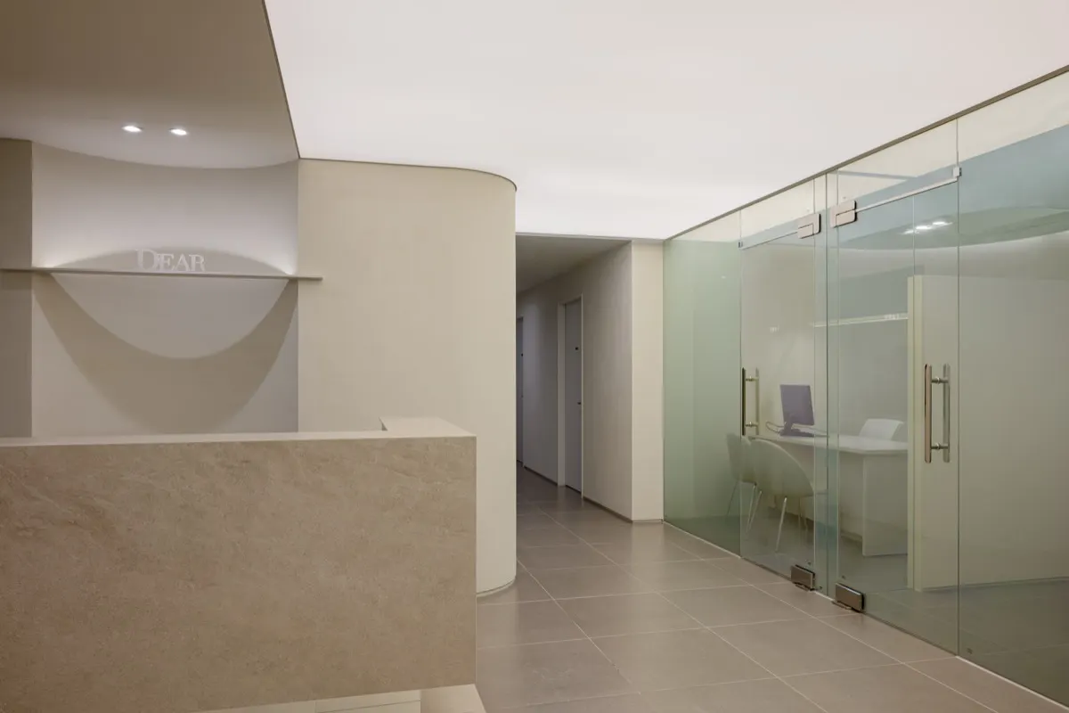 Dear Clinic Cheongdam — consultation room