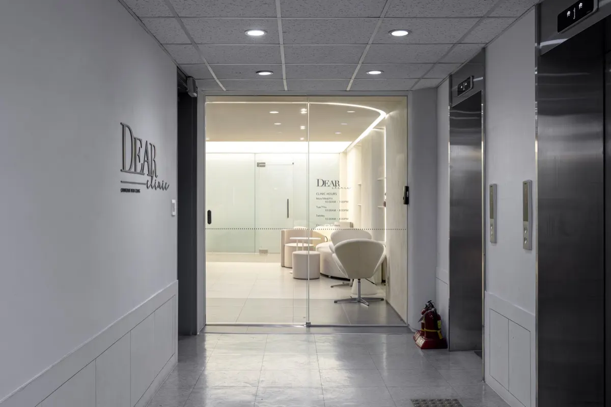 Dear Clinic Cheongdam — entrance